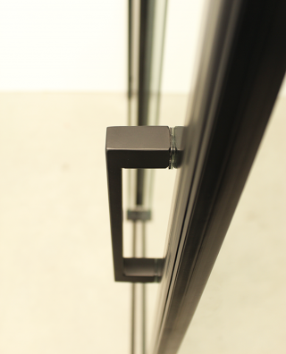 Douchecabine Mat Zwart schuifdeur op rails glas 8 mm leverbaar in 80 en 90 cm diep