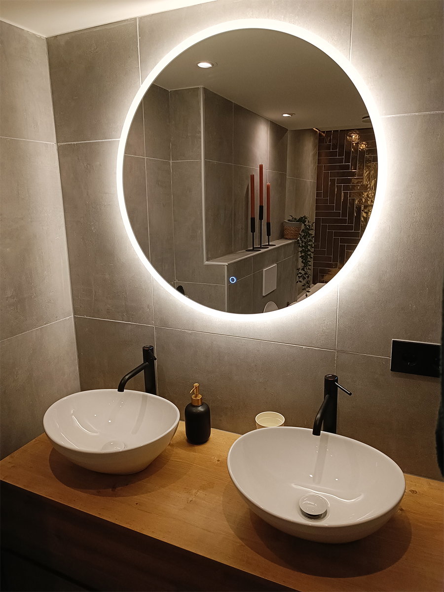 Badkamerspiegel 80 cm LED-verlichting spiegelverwarming Perla